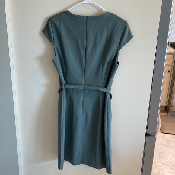 H&M Dress with Belt - Picture 2 of 6